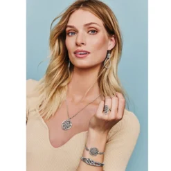 Interlok Medallion Bracelet -Cheap Gleamy Adorn Store interlok medallion bracelet silver 2 b30a8211 907b 465e 8c6f 562c761e23e9