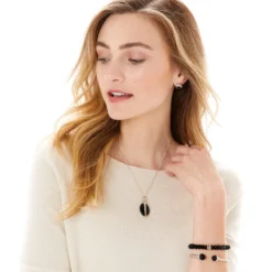 Neptune's Rings Banded Agate Stretch Bracelet -Cheap Gleamy Adorn Store neptune s rings banded agate stretch bracelet black white 1 425b6452 40f0 4452 85ca af5765907ebe